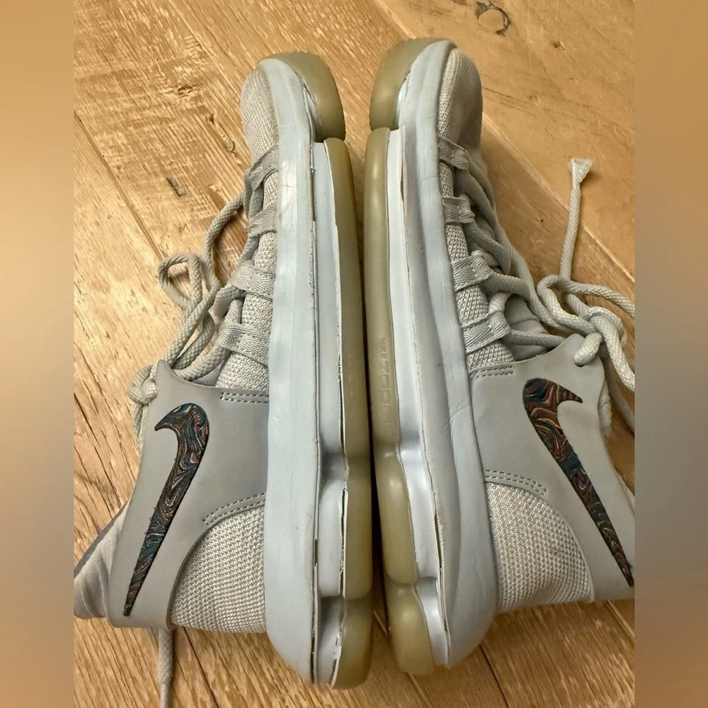 Nike KD 10 Anniversary sneakers kids 6.5 Euro 39
